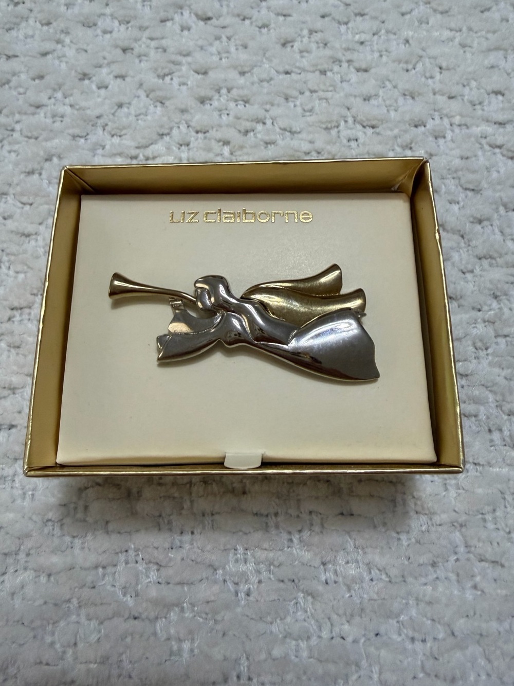 Liz Claiborne Christmas Winged Angel Horn Music Brooch Pin Silver Gold Tone